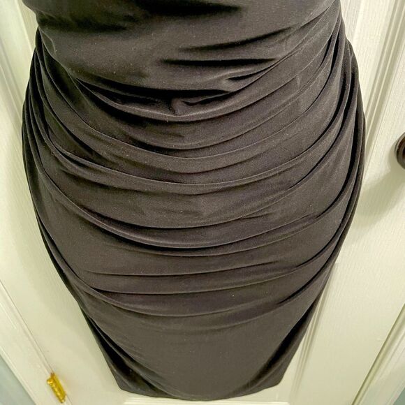 Evan Picone Beaded Shoulder Ruched Dress - Picture 5 of 8